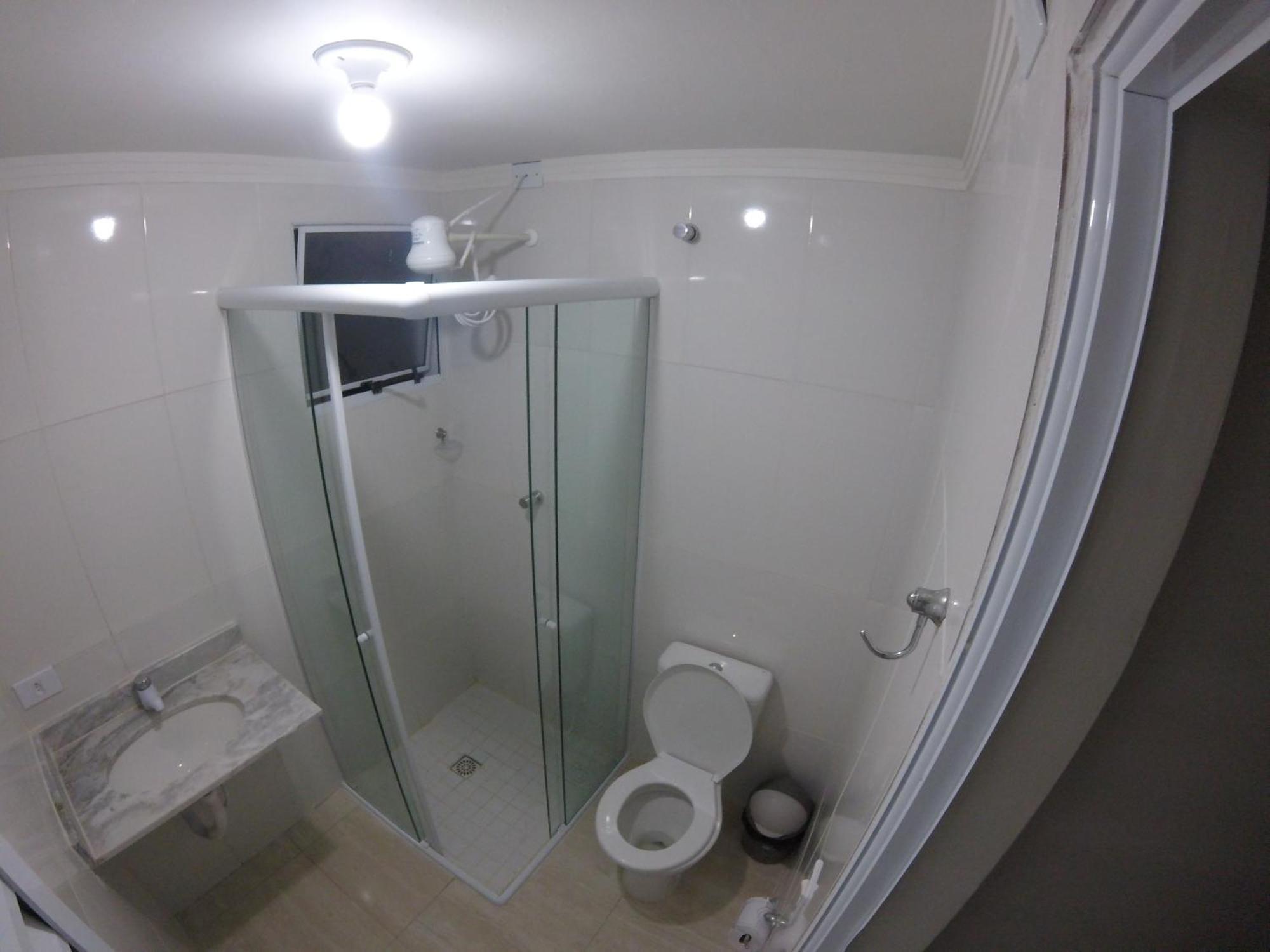 Pousada Praia Cia, Piscina, Centro, Estacionamento, Wifi, Saida Ate As 16H Bertioga Pokój zdjęcie